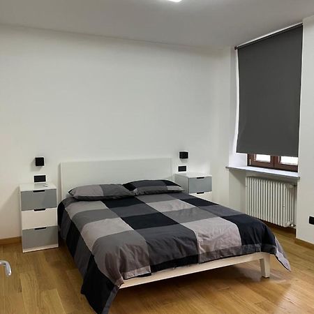 Appartamenti Dora Baltea Івреа Екстер'єр фото